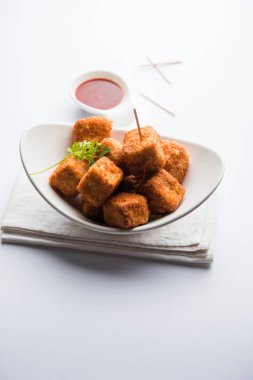 Gevrek Paneer patlamış mısır popüler bir parti snack ve bir meze olduğunu. seçici odaklama