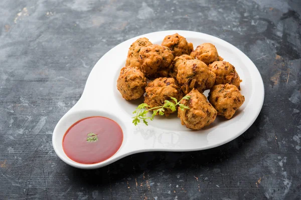 Rava Bhajj Bhajiya Also Known Suji Pakoda Semolina Pakora Served — Stock Photo, Image