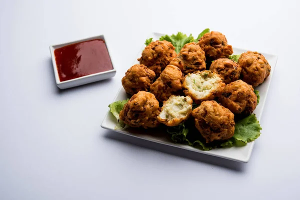 Rava Bhajj Bhajiya Also Known Suji Pakoda Semolina Pakora Served — Stock Photo, Image