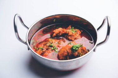 Lauki kofta Curry, bottel gourd veya Doodhi kullanılarak yapılmış, bir kase veya karahi hizmet vermektedir. seçici odak