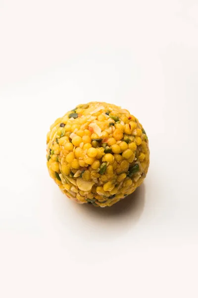 Jumbo Boondi Laddu Gemischt Mit Trockenfrüchten Auch Bekannt Als Laddoo — Stockfoto