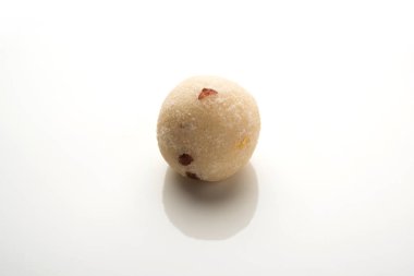 İrmik / Rawa / Rava Laddu veya Laddoo Veya Ladu Laddu, Maharashtra, Hindistan popüler bir tatlı yemek