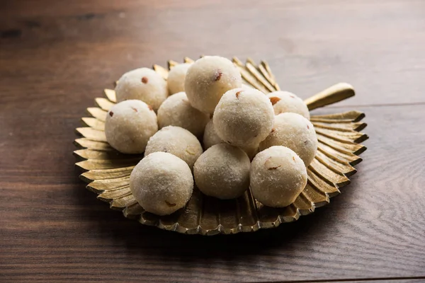 Grieß Rawa Rava Laddu Oder Laddoo Oder Ladu Laddu Ein — Stockfoto