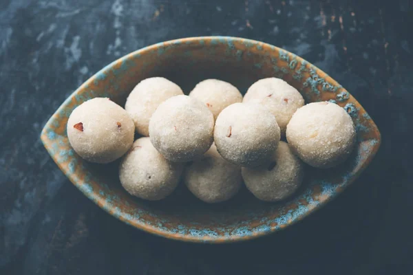 Grieß Rawa Rava Laddu Oder Laddoo Oder Ladu Laddu Ein — Stockfoto