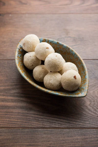 Grieß Rawa Rava Laddu Oder Laddoo Oder Ladu Laddu Ein — Stockfoto