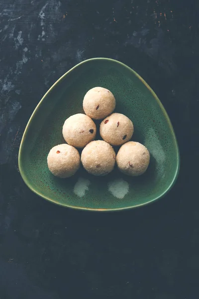 Grieß Rawa Rava Laddu Oder Laddoo Oder Ladu Laddu Ein — Stockfoto