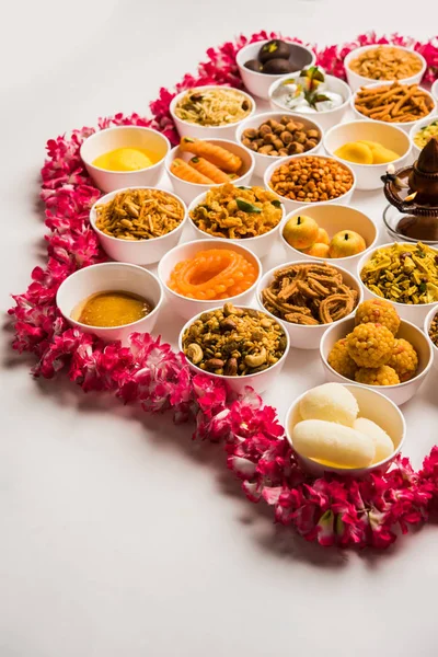 Rangoli Sweets Farsan Snacks Bowls Diwali Diya White Background — Stock Photo, Image
