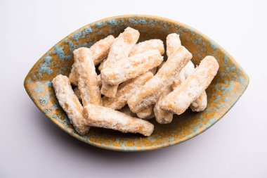 Maida Petha şeker şurubu kaplama ile Mısır Unu kullanılarak yapılan