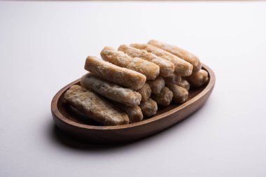 Maida Petha şeker şurubu kaplama ile Mısır Unu kullanılarak yapılan