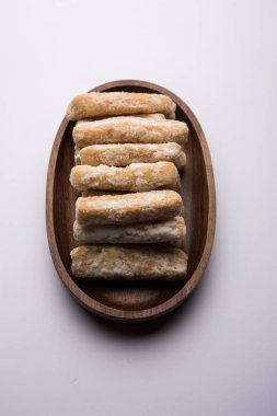 Maida Petha şeker şurubu kaplama ile Mısır Unu kullanılarak yapılan