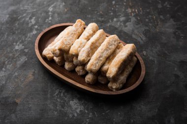 Maida Petha şeker şurubu kaplama ile Mısır Unu kullanılarak yapılan