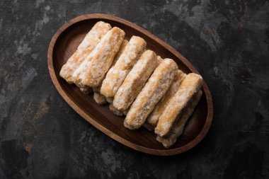 Maida Petha şeker şurubu kaplama ile Mısır Unu kullanılarak yapılan