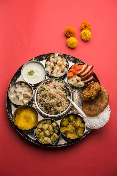 Navratri Upwas Thali Fasting Food Platter Selective Focus — Stock Photo, Image