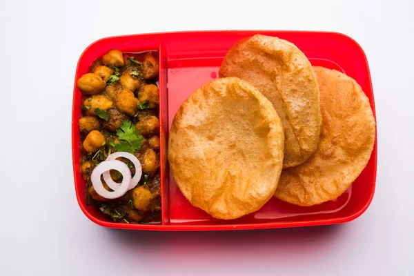 Punjabi Chole Choley Masala Πουρί Πουρί Lunch Box Tiffin Επιλεκτική — Φωτογραφία Αρχείου