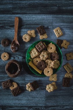 Çikolata ve vanilyalı kurabiye.