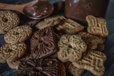 Çikolata ve vanilyalı kurabiye.