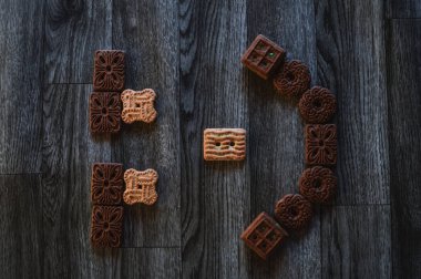 yüz siluet yapma çikolata ve vanilya çerezler