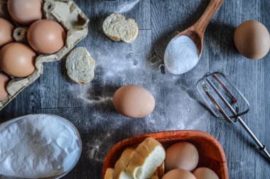 yumurta - un - ekmek ve mutfak eşyaları