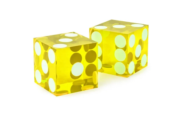 Dvě Žluté Profesionální Hra Kostky Detailní Izolované Bílém Pozadí Tři — Stock fotografie