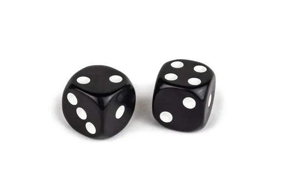 两个黑色骰子被白色背景隔开了 二加四 — 图库照片