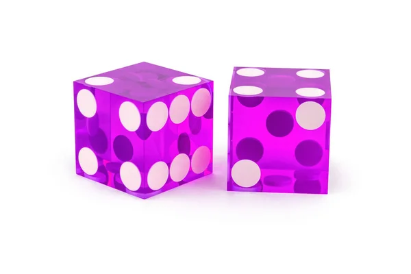 两个粉色职业骰子特写 背景是白色的 两个和四个 阴影是浅色的 — 图库照片