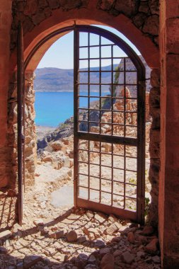 Yunanistan gizemli kapılar