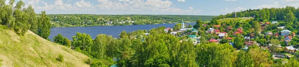 Volgafloden Och Den Gamla Ryska Staden Ples — Stockfoto
