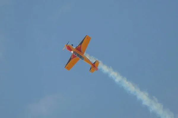 Flygande Flygplan Vid Flyguppvisning — Stockfoto
