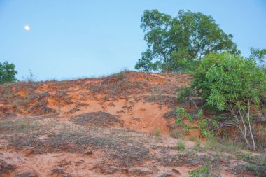 Kum tepeleri Vietnam