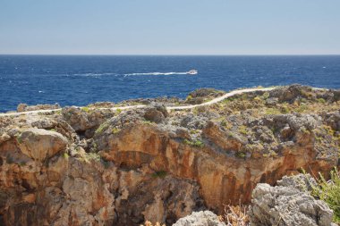 Sahil ve Yunan Adaları farklı