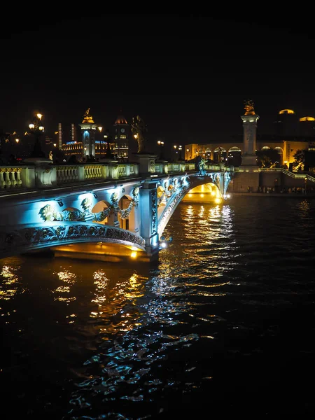 China Tianjin Settembre 2017 Ponte Illuminato Nel Centro Della Città — Foto Stock