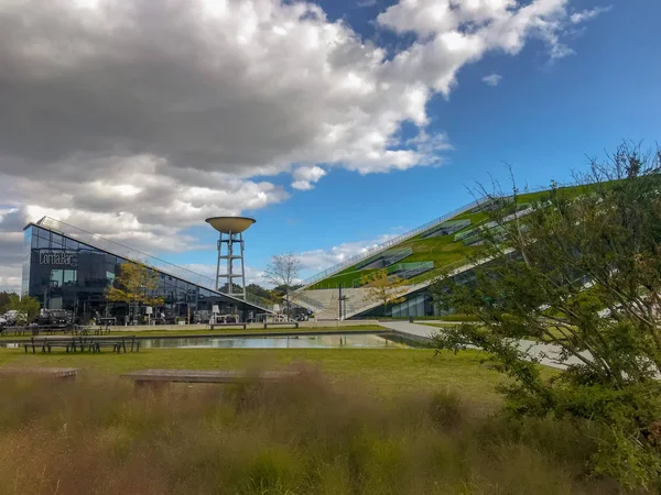 Červen 2019 - Hasselt, Belgie: Vstup do technologického a výzkumného centra Corda Campus, přestavěný Philips site — Stock fotografie