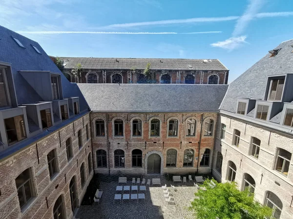 Der Innenhof Des Predikheren Klosters Auf Dem Umgebauten Tinel Gelände — Stockfoto