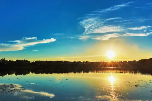 Закат Озере Солнце Над Берегом — стоковое фото