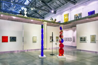 Lutsk, Ukrayna - 27 Ağustos 2018: Modern Sanat Müzesi Lutsk (Ukrayna içinde Installations).