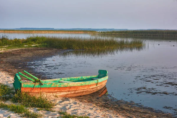 Sunrise Lake Fishing Boat Shore — Stock Photo, Image