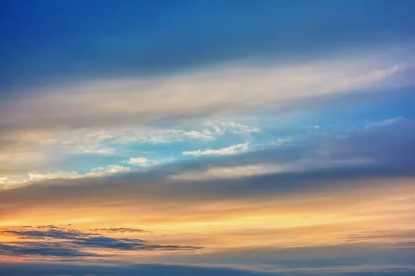 Fragmentet Himlen Med Moln Solnedgången — Stockfoto