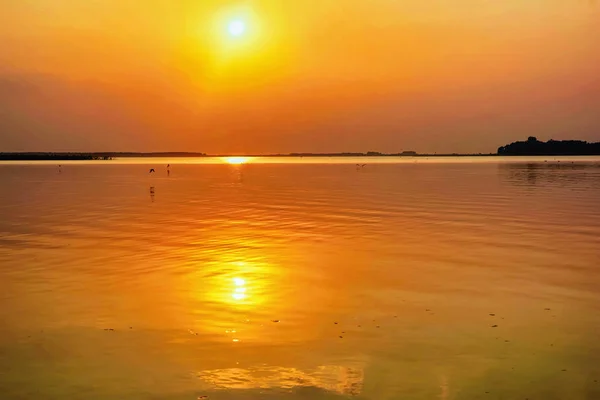 Sonnenuntergang Über Einem See — Stockfoto