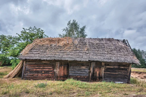 Ancient Old Wooden Hut — Stock Photo, Image