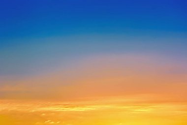 Arkaplan - günbatımında gökyüzünün bir parçası.