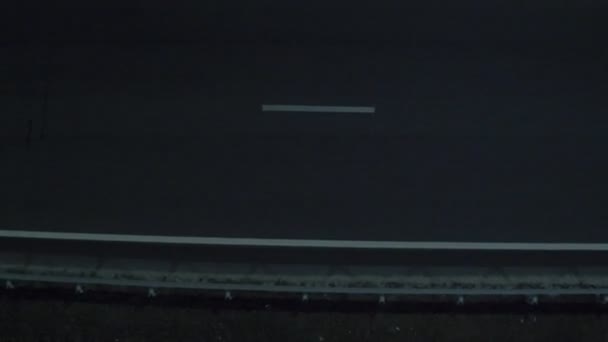 Antenowe Fotografowania Nocy Autobahn Ciemne Samotna Droga Bez Samochodów — Wideo stockowe