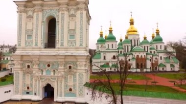 Havadan görünümü St. Sophia Katedrali Kiev içinde. Ukrayna, Europe. Mimari, din ve Kiev tarihi anıt sonbahar