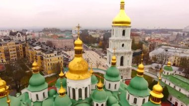 Havadan görünümü St. Sophia Katedrali Kiev içinde. Ukrayna, Europe. Mimari, din ve Kiev tarihi anıt sonbahar