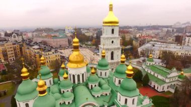 Havadan görünümü St. Sophia Katedrali Kiev içinde. Ukrayna, Europe. Mimari, din ve Kiev tarihi anıt sonbahar