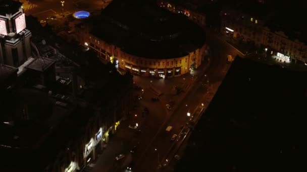 Luchtfoto Bovenaanzicht Nacht Stad Nachtleven Van Stad Auto Straten Mensen — Stockvideo