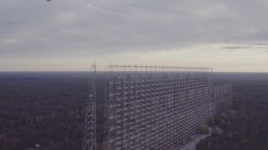 Havadan görünümü Duga-1 dizi thechernobyl dışlama bölgesi içinde. Duga Sovietover--horizonused Sovietmissile defenseearly uyarı radarnetwork bir parçası olarak yapıldı.