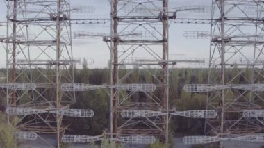 Havadan görünümü Duga-1 dizi thechernobyl dışlama bölgesi içinde. Duga Sovietover--horizonused Sovietmissile defenseearly uyarı radarnetwork bir parçası olarak yapıldı.