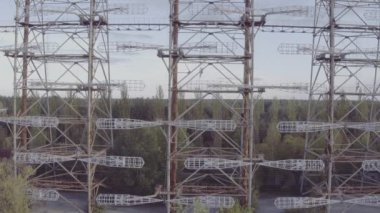Havadan görünümü Duga-1 dizi thechernobyl dışlama bölgesi içinde. Duga Sovietover--horizonused Sovietmissile defenseearly uyarı radarnetwork bir parçası olarak yapıldı.