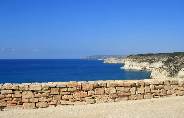 Malowniczy Widok Wybrzeżu Morza Śródziemnego Jasny Słoneczny Dzień — Zdjęcie stockowe