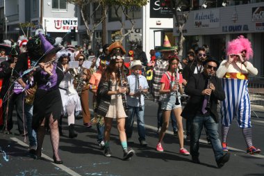 Limasol, Kıbrıs, 26 Şubat 2017: Yıllık Limasol karnaval, Grand karnaval geçit Başpiskopos Makarios III cadde üzerinde